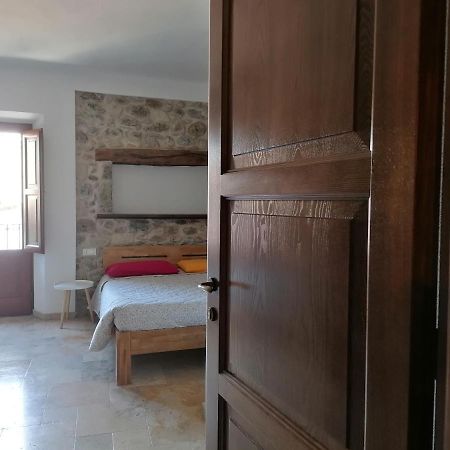 Deiana Bed & Breakfast Санту Лусурджу Екстериор снимка