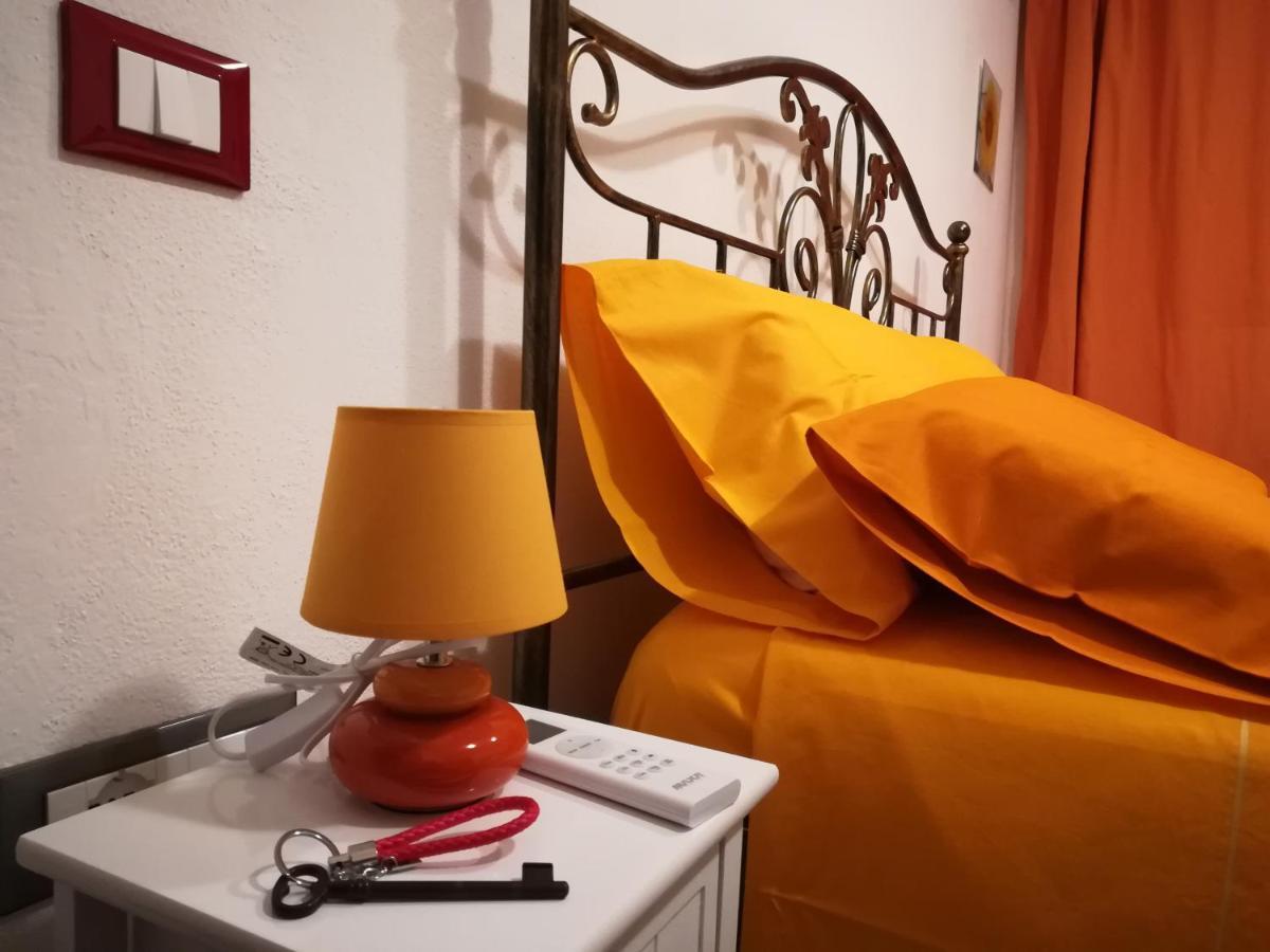 Deiana Bed & Breakfast Санту Лусурджу Екстериор снимка