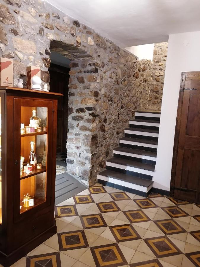 Deiana Bed & Breakfast Санту Лусурджу Екстериор снимка
