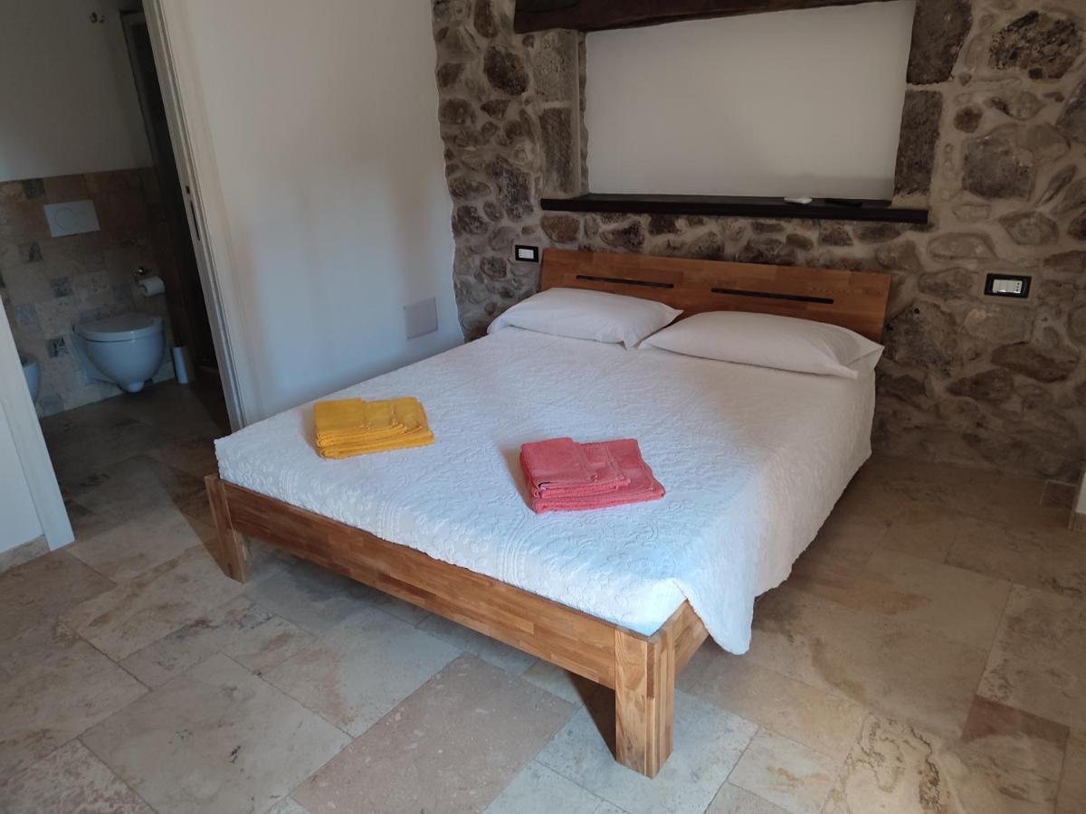 Deiana Bed & Breakfast Санту Лусурджу Екстериор снимка