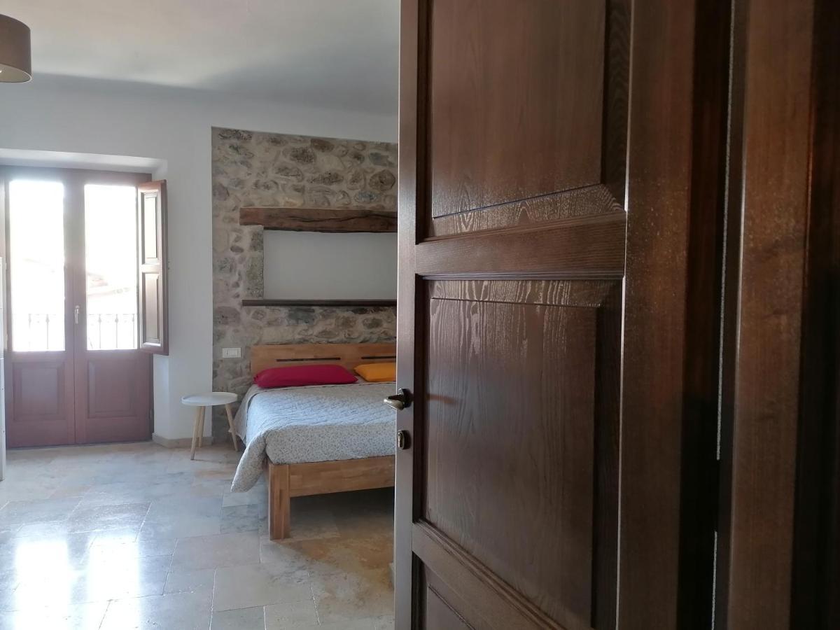 Deiana Bed & Breakfast Санту Лусурджу Екстериор снимка